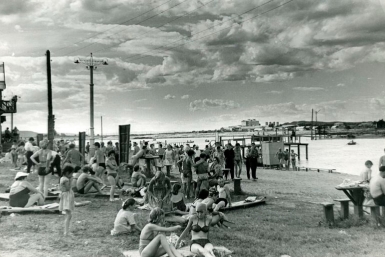 Городской пляж, 1966 год Сайт skyscrapercity.com, автор Dimaxxx