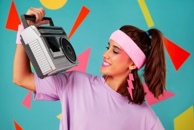 Эти хиты в лихие 90-е звучали из каждого утюга, а ты сможешь допеть хотя бы 5/9 ? - ТЕСТ