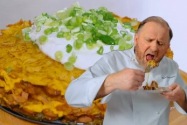 Константин Ивлев готовит картофельный торт стоп-кадр из канала IVLEV CHEF (18+)