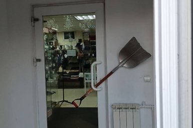 Двое подростков устроили погром в магазине и заперли продавца Пресс-служба УМВД России по Приморскому краю