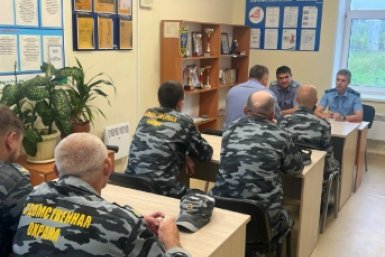 После проверки Уссурийской транспортной прокуратуры пожарные поезда укомплектованы необходимым оборудованием и проведено обучение работников безопасным методам выполнения опасных работ тг-канал (18+) Дальневосточной транспортной прокуратуры