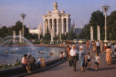 Топ-7 самых красивых городов СССР сгенерировано ИИ Qwenlm.ai (18+)
