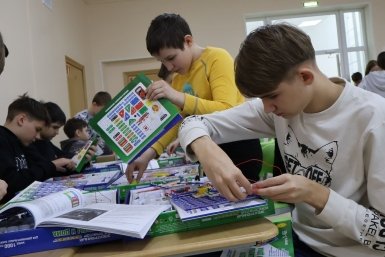 Роботы и лекция ведущего "Очумелых ручек": как начинался Энергетический форум в Уссурийске