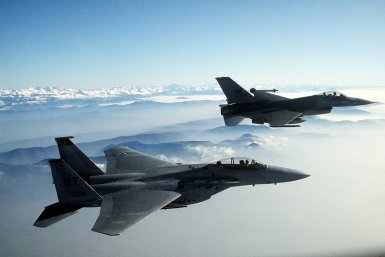 Сенат не смог ограничить полномочия президента США по ведению военной операции в Иране pxhere.com