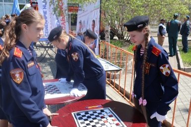 Праздник Весны и Труда у молодежного центра &quotГоризонт&quot прошел 1 мая Александр Шепырев, ИА UssurMedia