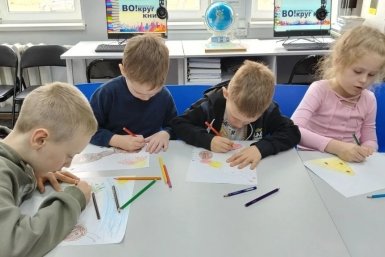Литературно-творческий проект &quotПо страницам книг&quot предоставлено МБУК &quotЦБС&quot УГО