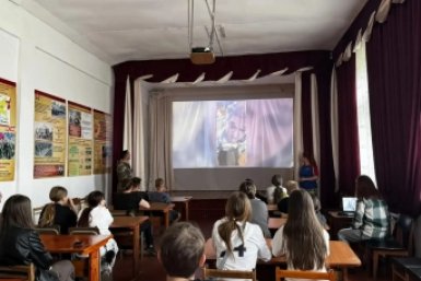 Не игра, а путь в никуда: противостоять вербовке в интернете учат юных жителей Уссурийска