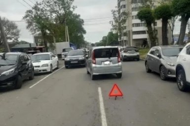 11-летний мальчик попал под машину в центре Уссурийска