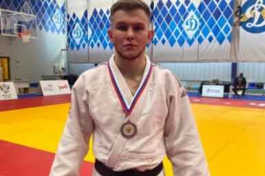 Полицейский из Уссурийска стал бронзовым призером Чемпионата Дальневосточного Федерального округа по дзюдо предоставлено пресс-службой ОМВД России по городу Уссурийску