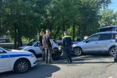Автолюбительница на Subaru врезалась в мотоцикл в Артёме Пресс-служба УМВД России по Приморскому краю