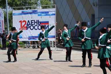 Праздник у молодежного центра &quotГоризонт&quot Александр Шепырев, ИА UssurMedia