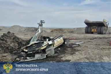 БалАЗ наехал на авто с людьми тг-канал (18+) прокуратуры Приморского края