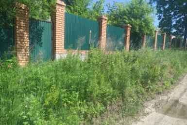 Трава у дома пресс-служба администрации УГО