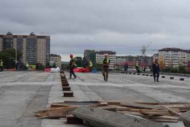 Четырехполосный мост на Чичерина в Уссурийске: строители обещают открыть его раньше срока