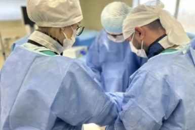 В Приморье мужчине сохранили функцию попавшей под перфоратор руки