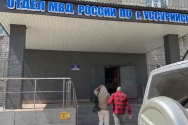 В Уссурийске силовики задержали подростков-пособников мошенников