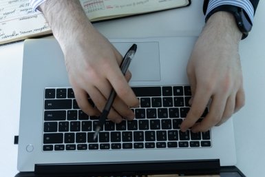 Россиянам разъяснили правила использования обеденного перерыва