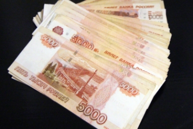 Средняя зарплата в сфере рыболовства на Сахалине составила около 176 тысяч рублей