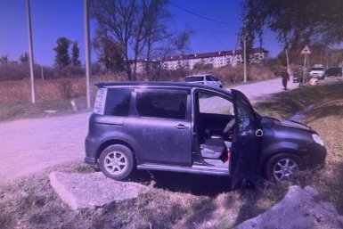 Пьяная автоледи сломала нос, съехав с дороги в селе Воздвиженка Уссурийского округа
