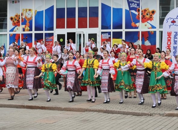 Школьники, стратеги и камни: в Уссурийске растет поколение керлингистов