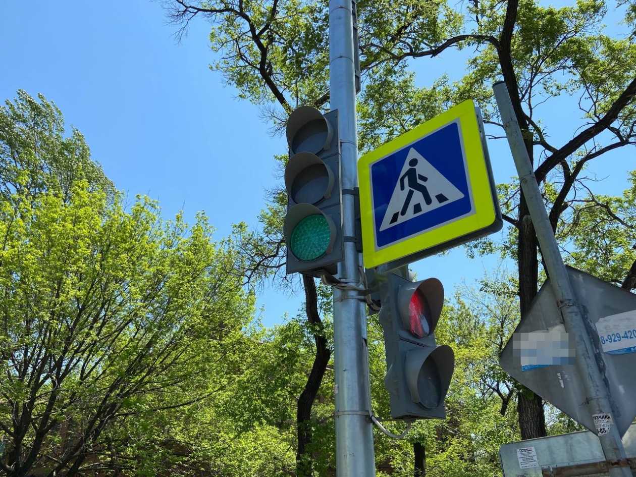 Светофор в центре Уссурийска заработал после поломки недельной давности Александр Шепырев, ИА UssurMedia