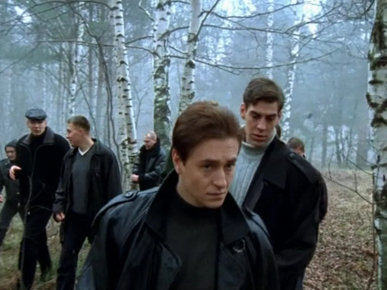 Культовый сериал 2000-х Кадр из сериала &quotБригада&quot (18+)