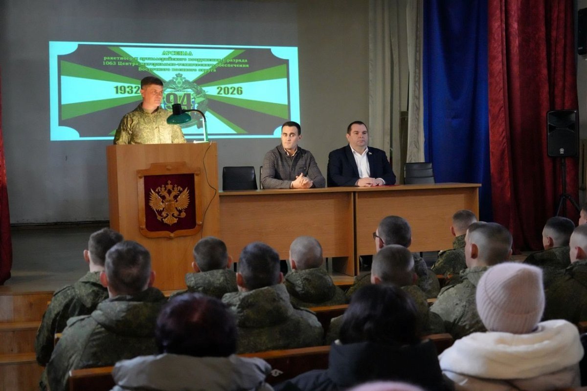 Те, кто держит небо и землю: пресс-служба думы УГО