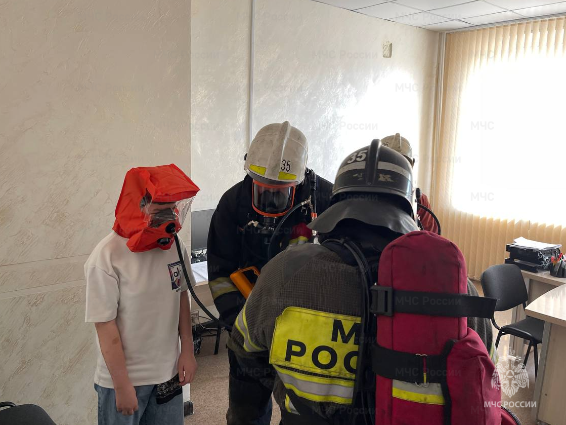 Пожарно-тактическое занятие пресс-служба ГУ МЧС России по Приморскому краю