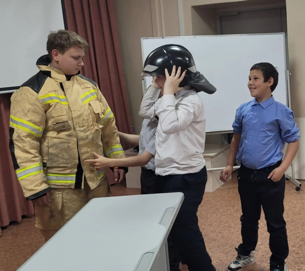 предоставлено коррекционной школой-интернатом