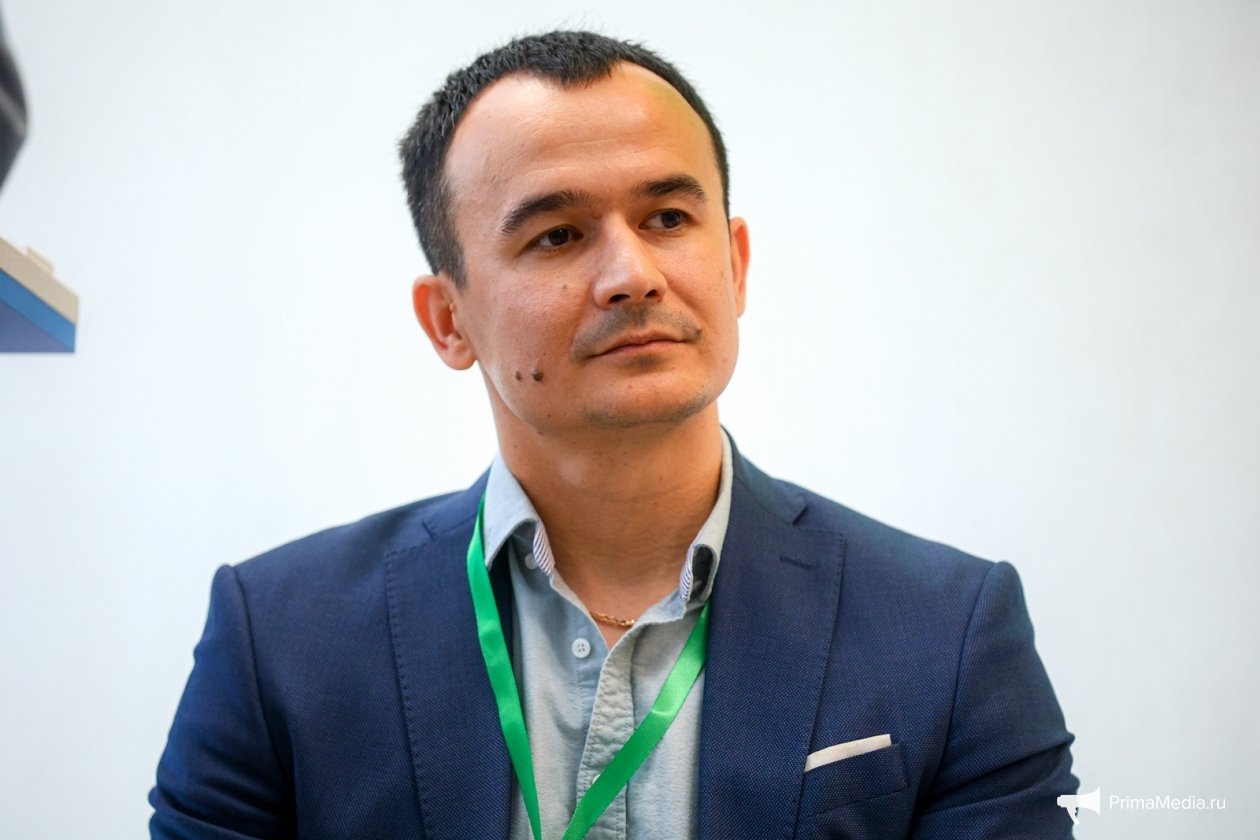 Азамат Мухамедов