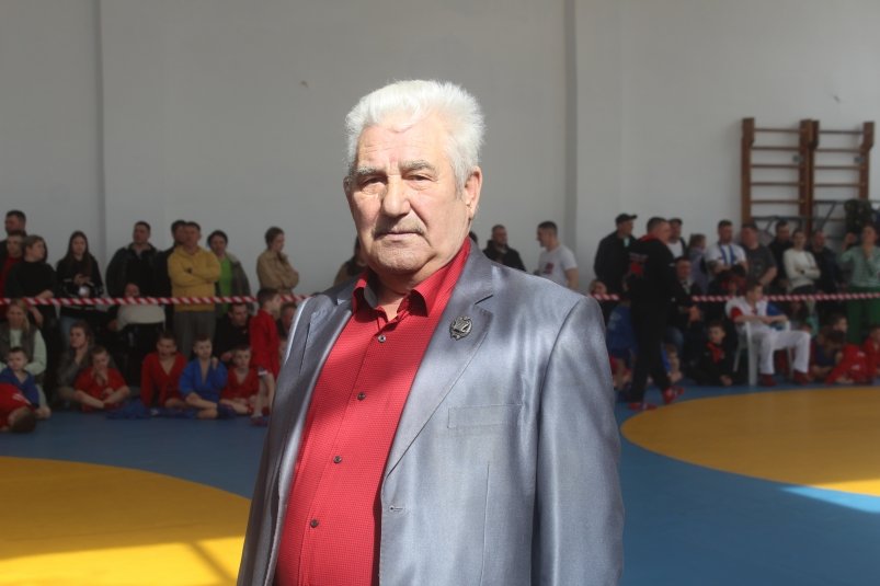 Почетный житель Уссурийска Борис Мартынов отметил 77-й день рождения на соревнованиях