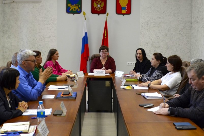 Вопрос поддержки и реабилитации участников СВО обсудили в Уссурийске