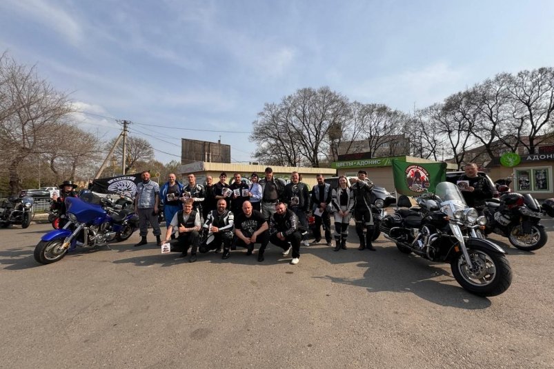Об уважении на дороге напомнили мотоциклисты Уссурийска всем местным водителям