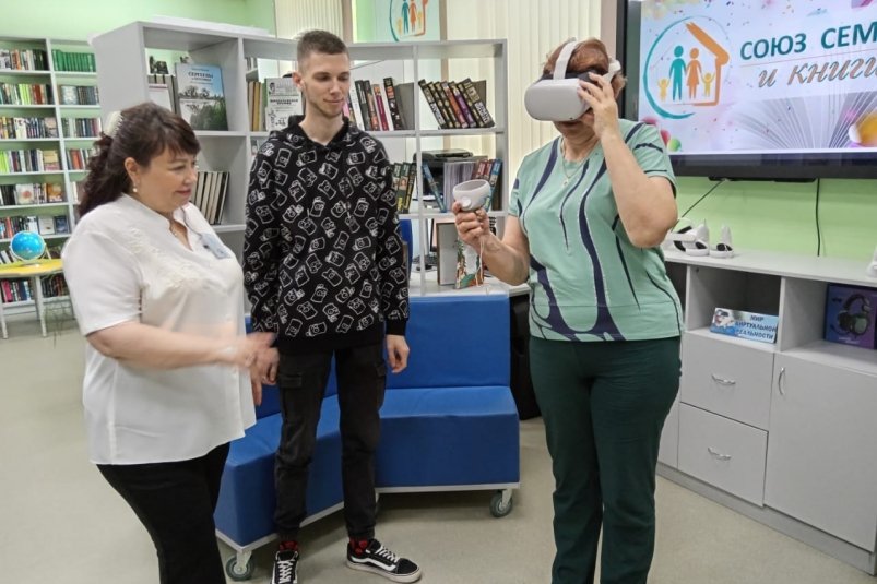 Библиотека нового поколения открылась в селе Новоникольск Уссурийского округа