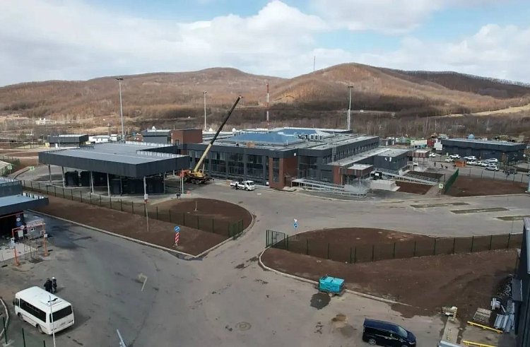 Прохождение пунктов пропуска ускорят в Приморье уже в этом году федеральная таможенная служба