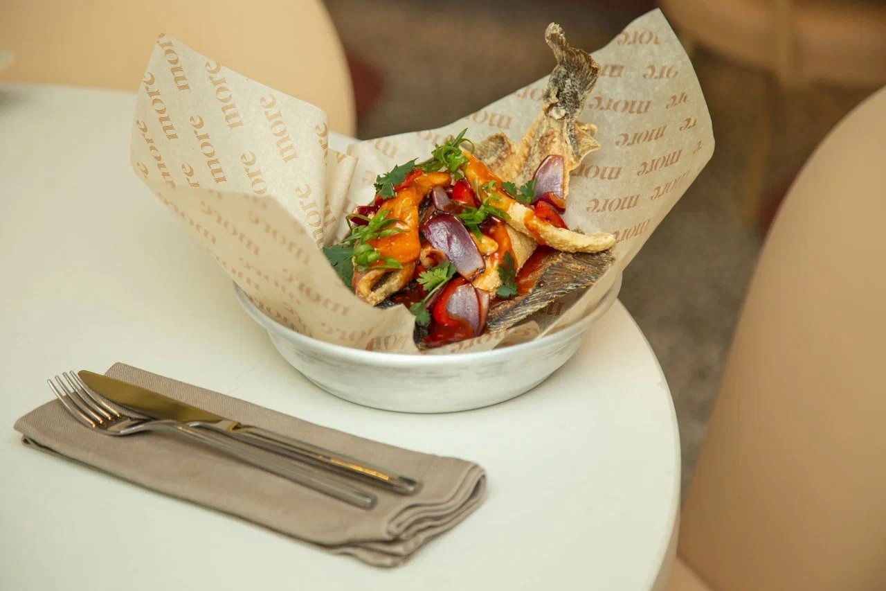 Тихоокеанская желтоперая камбала под кисло-сладким соусом (MORE Seafood bar) Предоставлено организаторами фестиваля